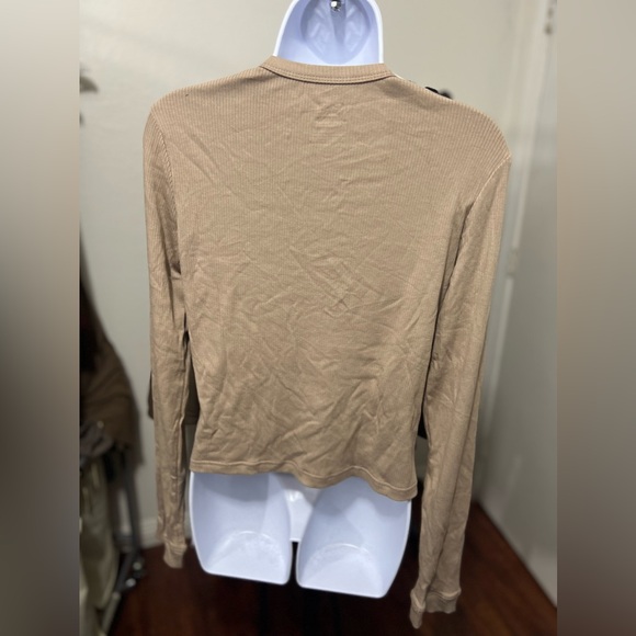 OGL Plantive™ Button-Down Cardigan - Picture 5 of 7